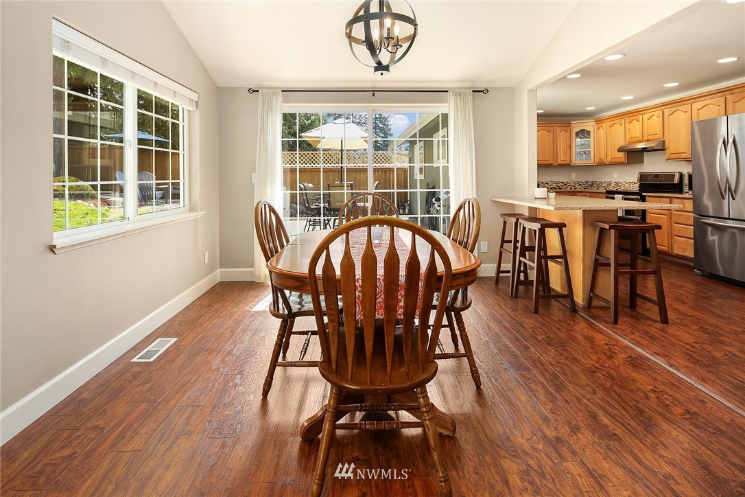 12638 177th Place Southeast Renton, WA 98059 - Photo 9 of 25 Gallery Image 9