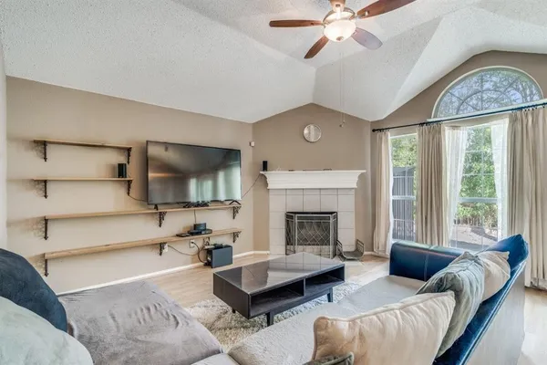 $2,295 | 3821 Staghorn Circle North, Fort Worth, TX 76137