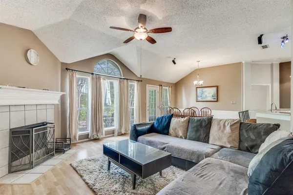 $2,295 | 3821 Staghorn Circle North, Fort Worth, TX 76137