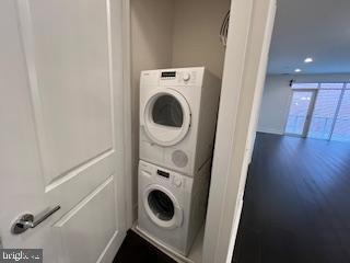 410 South Front Street, Unit 313 Philadelphia, PA 19147 - Photo 16 of 24 a view of a hallway with washer and dryer
