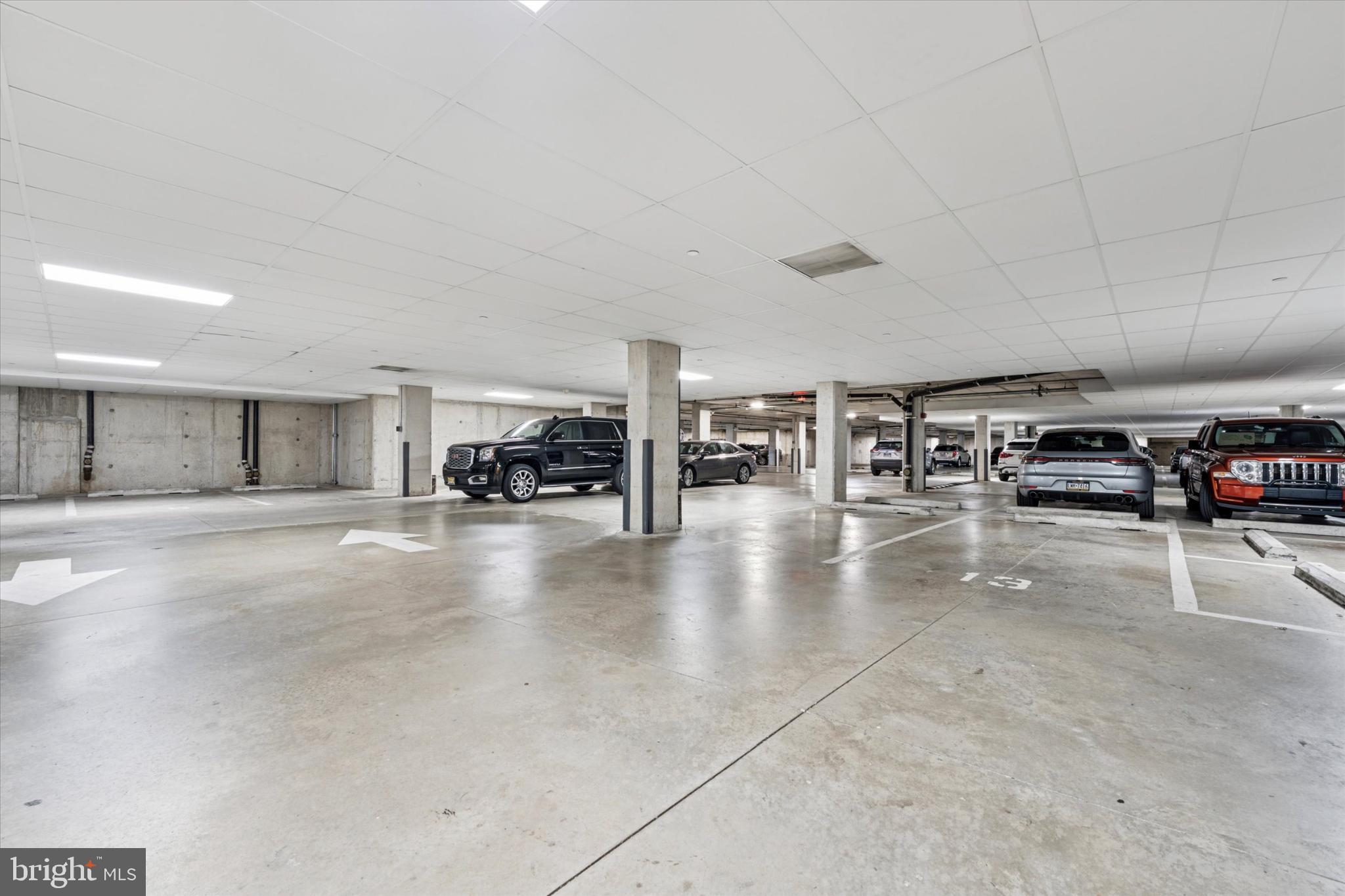 410 South Front Street, Unit 313 Philadelphia, PA 19147 - Photo 24 of 24 a view of parking area