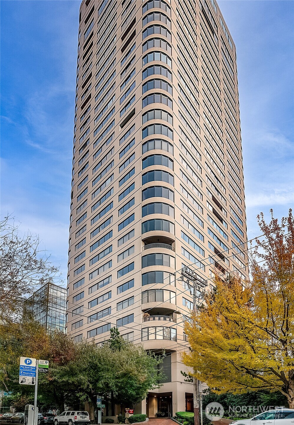 1301 Spring Street, Unit 8C Seattle, WA 98104 - Photo 1 of 31