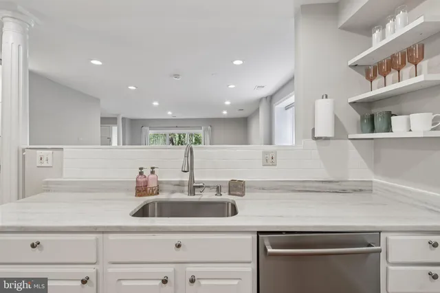 $500,000 | 3769 Persimmon Circle, Fairfax, VA 22031