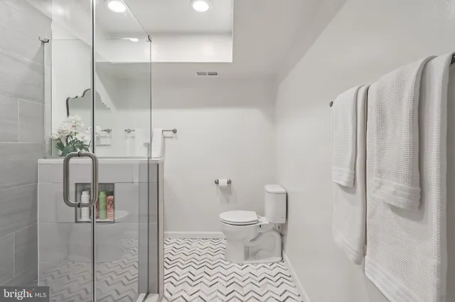 $500,000 | 3769 Persimmon Circle, Fairfax, VA 22031