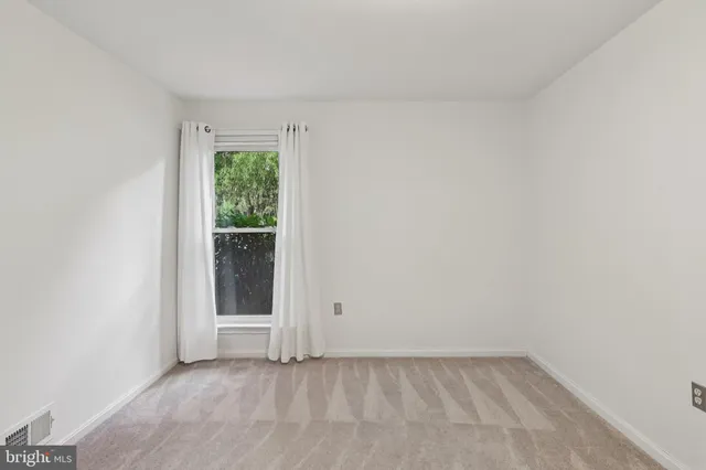 $500,000 | 3769 Persimmon Circle, Fairfax, VA 22031