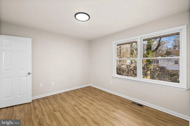 $284,900 | 194 Farrell Lane, Fredericksburg, VA 22401