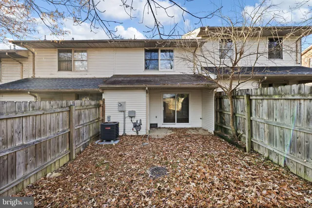 $284,900 | 194 Farrell Lane, Fredericksburg, VA 22401