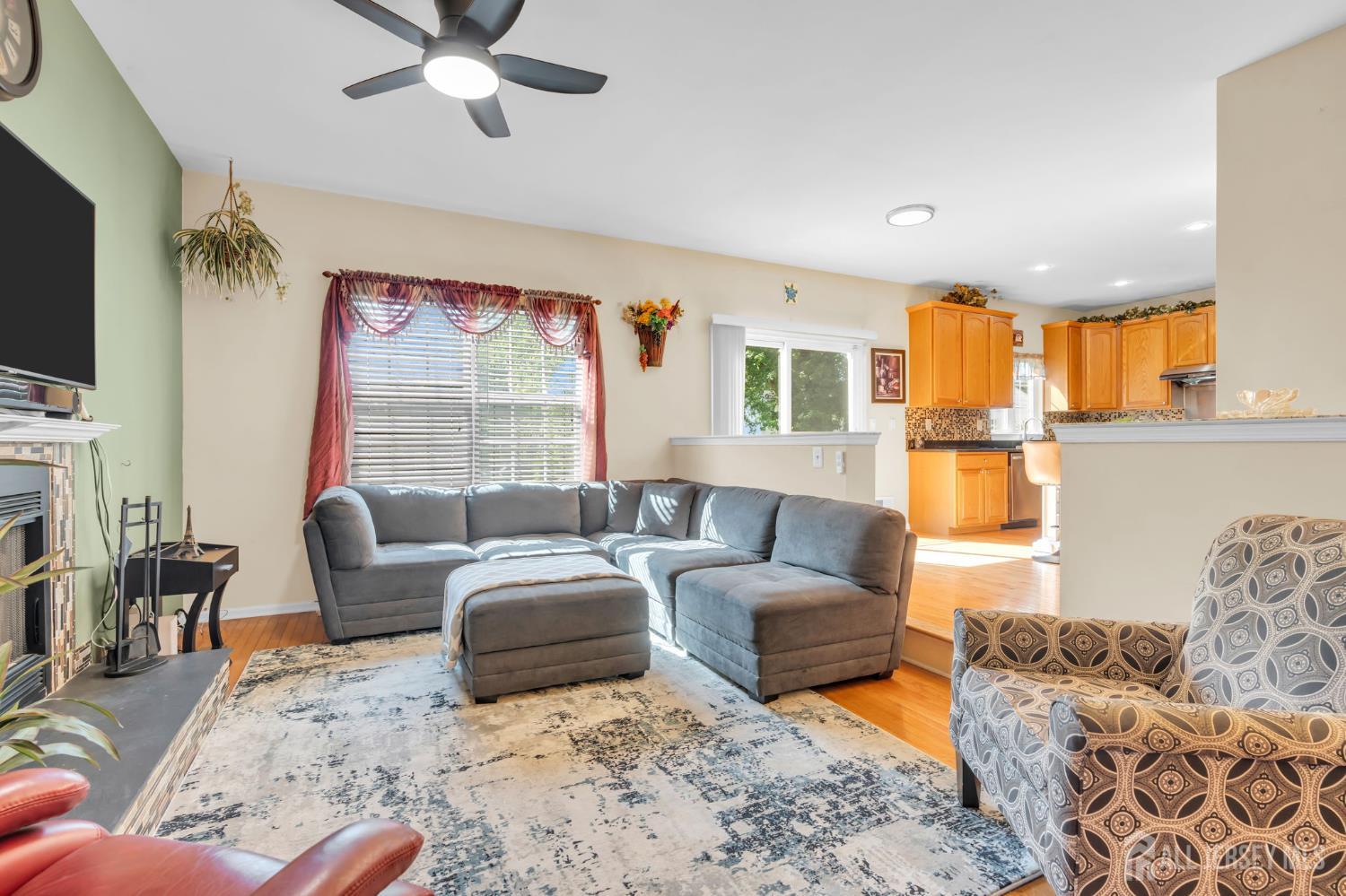 34 Biondi Avenue Old Bridge, NJ 07721 - Photo 18 of 57