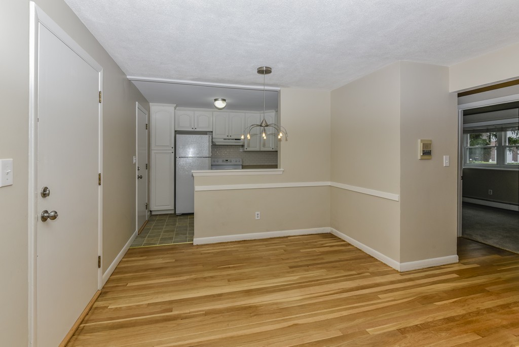 1075 Chestnut Street, Unit 6 Newton, MA 02464 - Photo 10 of 16