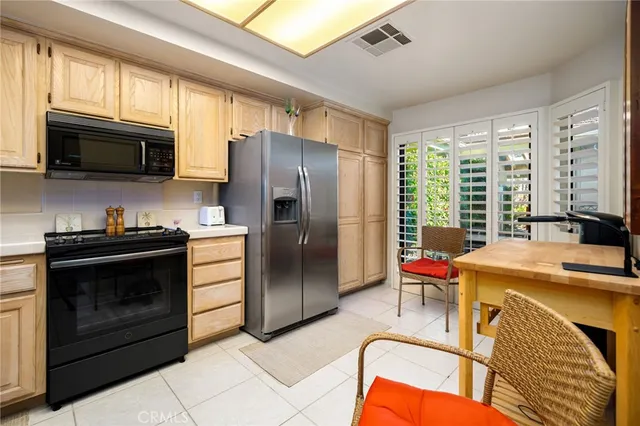 $429,000 | 135 Blue River Drive, Palm Desert, CA 92211