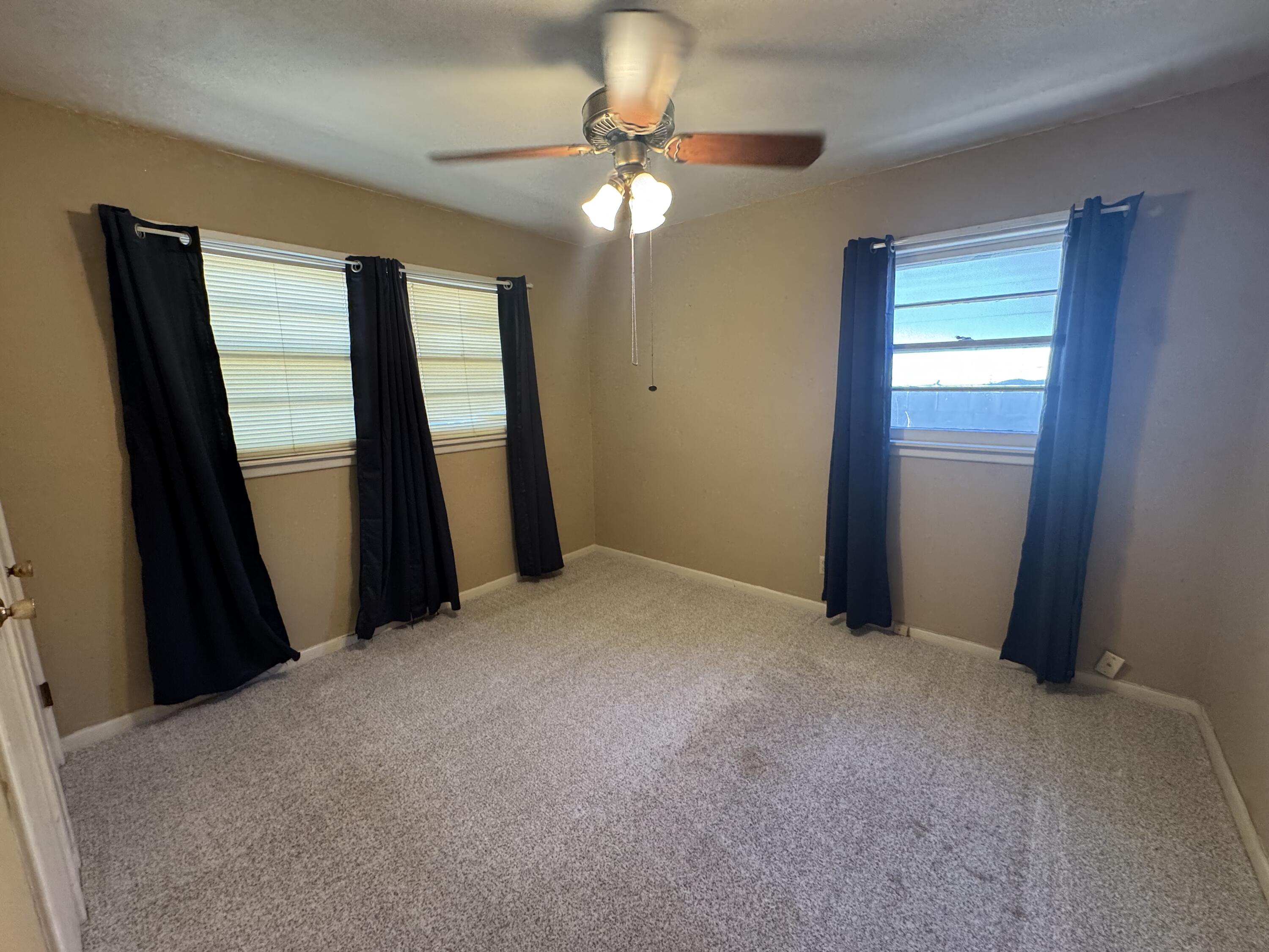 5009 35th Street Lubbock, TX 79414 - Photo 15 of 24 IMG_1173