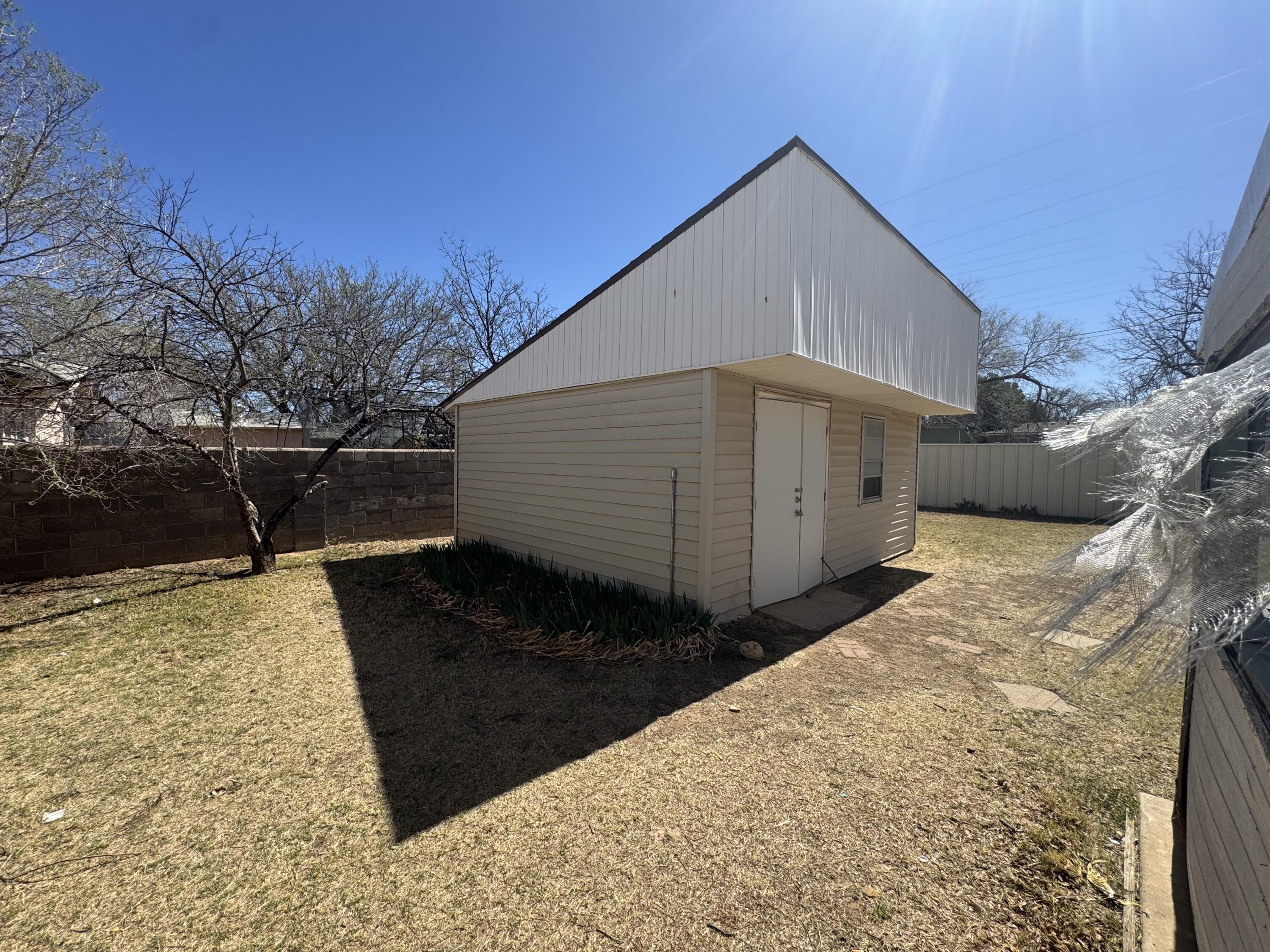 5009 35th Street Lubbock, TX 79414 - Photo 18 of 24 IMG_1188