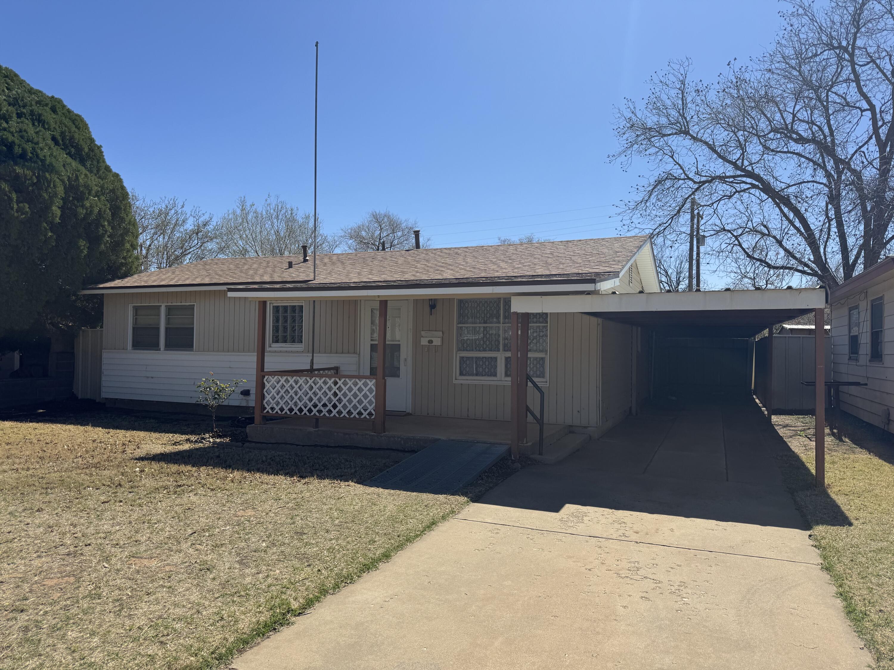 5009 35th Street Lubbock, TX 79414 - Photo 2 of 24 IMG_1164