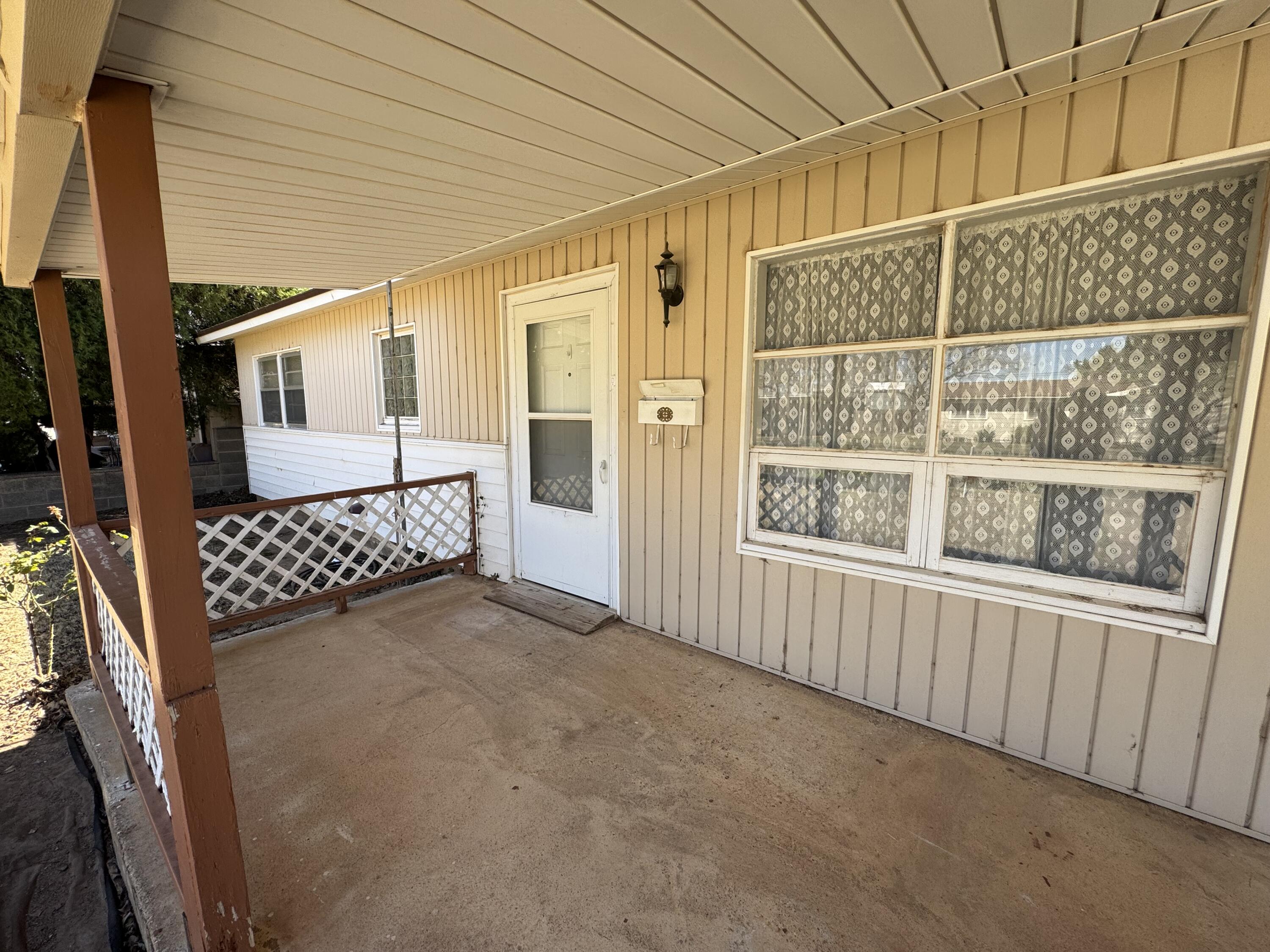 5009 35th Street Lubbock, TX 79414 - Photo 3 of 24 IMG_1166