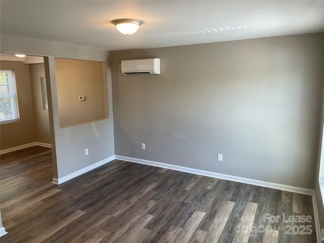 $998 | 2335 Carmine Street, Unit 2, Charlotte, NC 28206