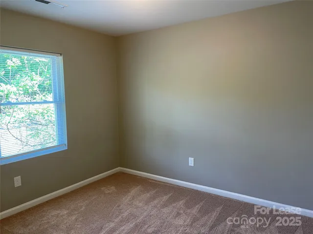 $998 | 2335 Carmine Street, Unit 2, Charlotte, NC 28206