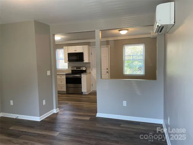 $998 | 2335 Carmine Street, Unit 2, Charlotte, NC 28206