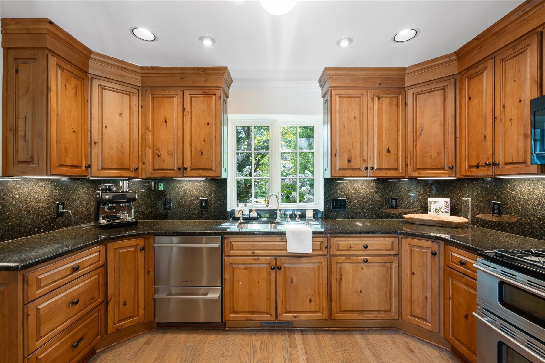 3811 Estes Road Nashville, TN 37215 - Photo 27 of 62 Gallery Image 27
