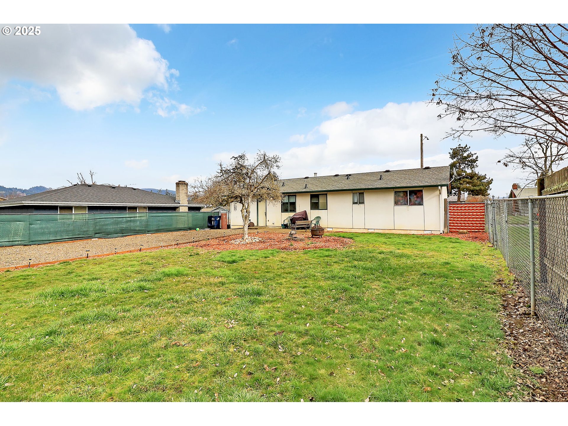 718 52nd Place Springfield, OR 97478 - Photo 23 of 29