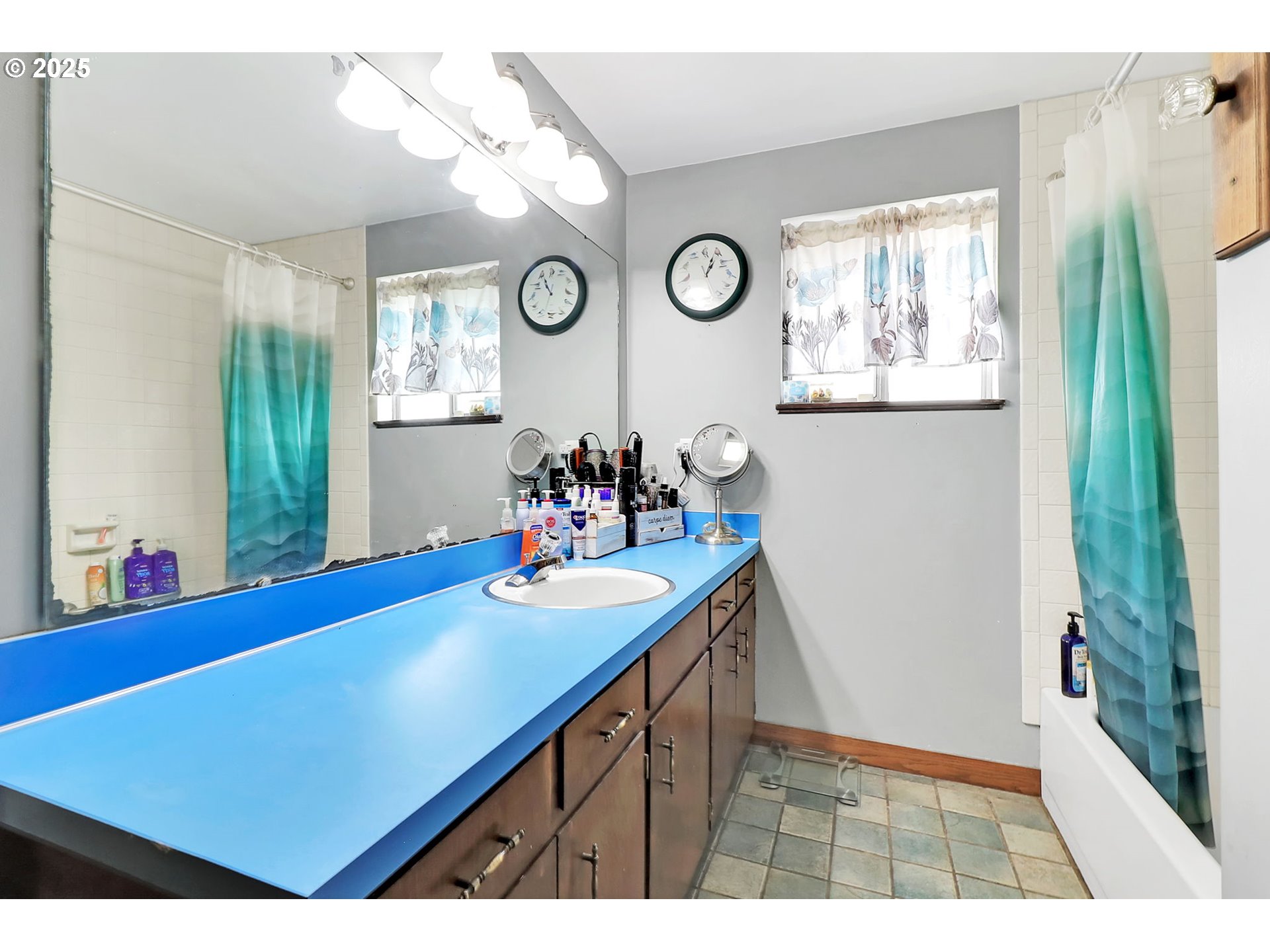 718 52nd Place Springfield, OR 97478 - Photo 10 of 29