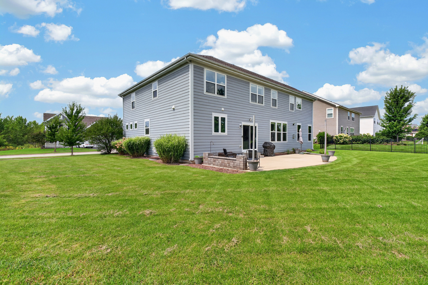 4342 Rudyard Kipling Road Elgin, IL 60124 - Photo 36 of 44 Gallery Image 36