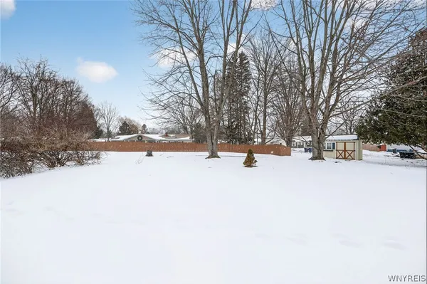 $195,000 | 5677 Eastwood Drive, Verona, NY 13478