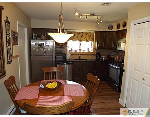 701 D Croydon Road Monroe Township, NJ 08831 - Photo 12 of 14 Gallery Image 12