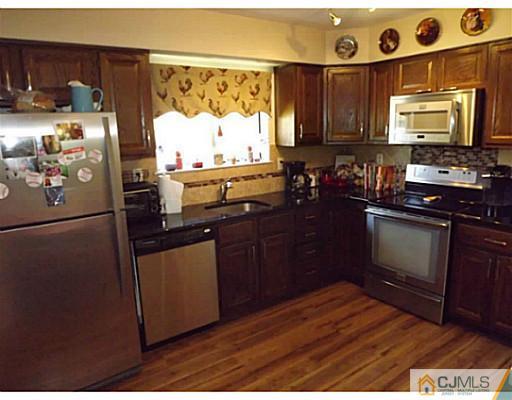 701 D Croydon Road Monroe Township, NJ 08831 - Photo 4 of 14 Gallery Image 4