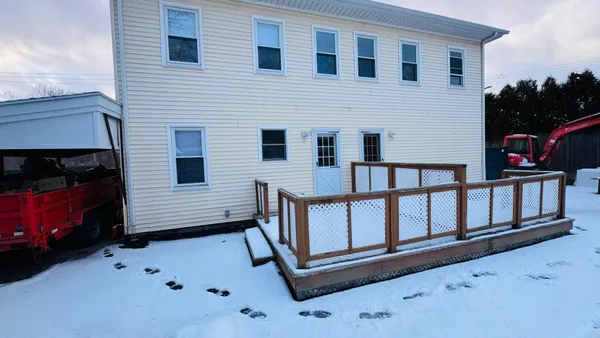 $2,600 | 5 Charles Street, Dover, NH 03820