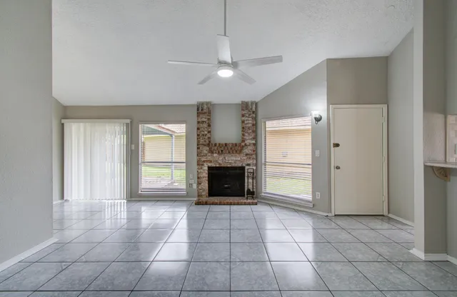 $199,000 | 11187 Thunderhaven Drive, Houston, TX 77064