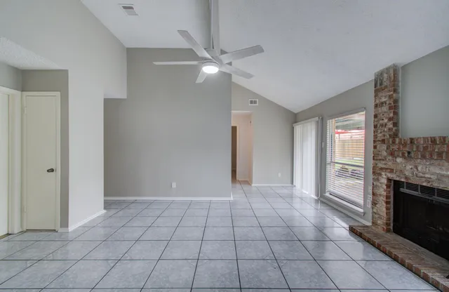 $199,000 | 11187 Thunderhaven Drive, Houston, TX 77064