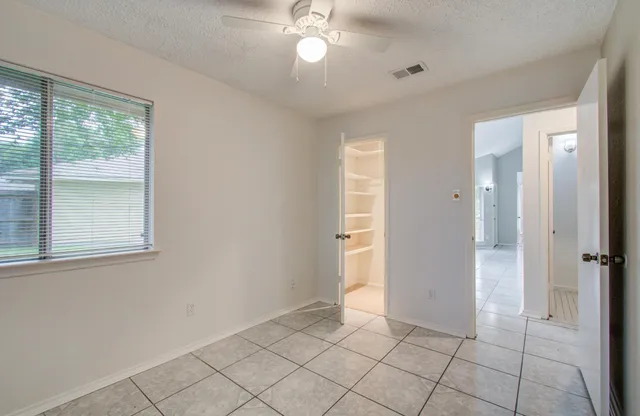 $199,000 | 11187 Thunderhaven Drive, Houston, TX 77064