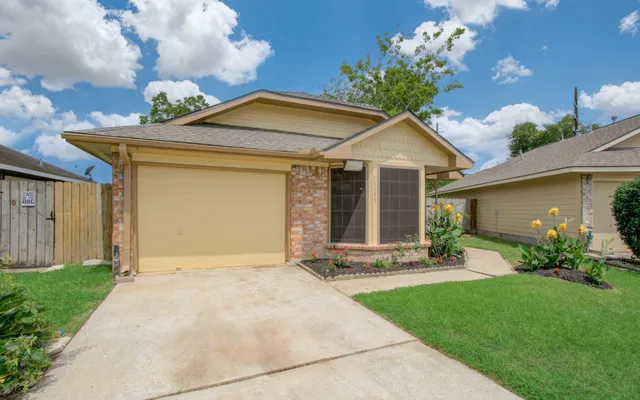 $199,000 | 11187 Thunderhaven Drive, Houston, TX 77064