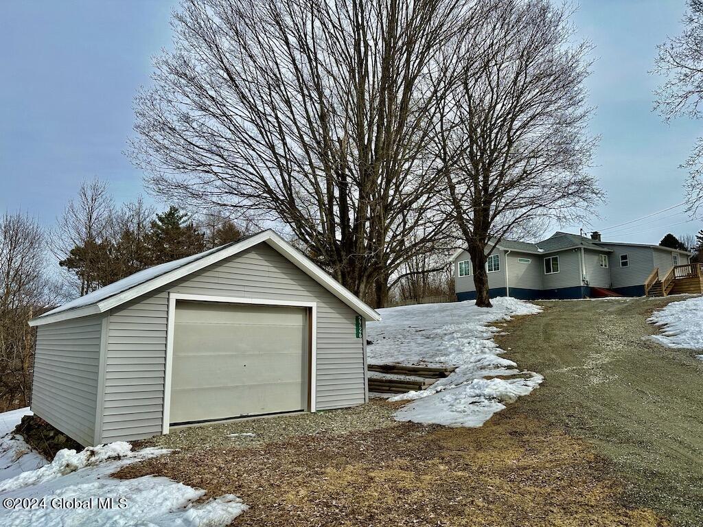 2726 Plank Road Berlin, NY 12022 - Photo 12 of 16 bberlinn