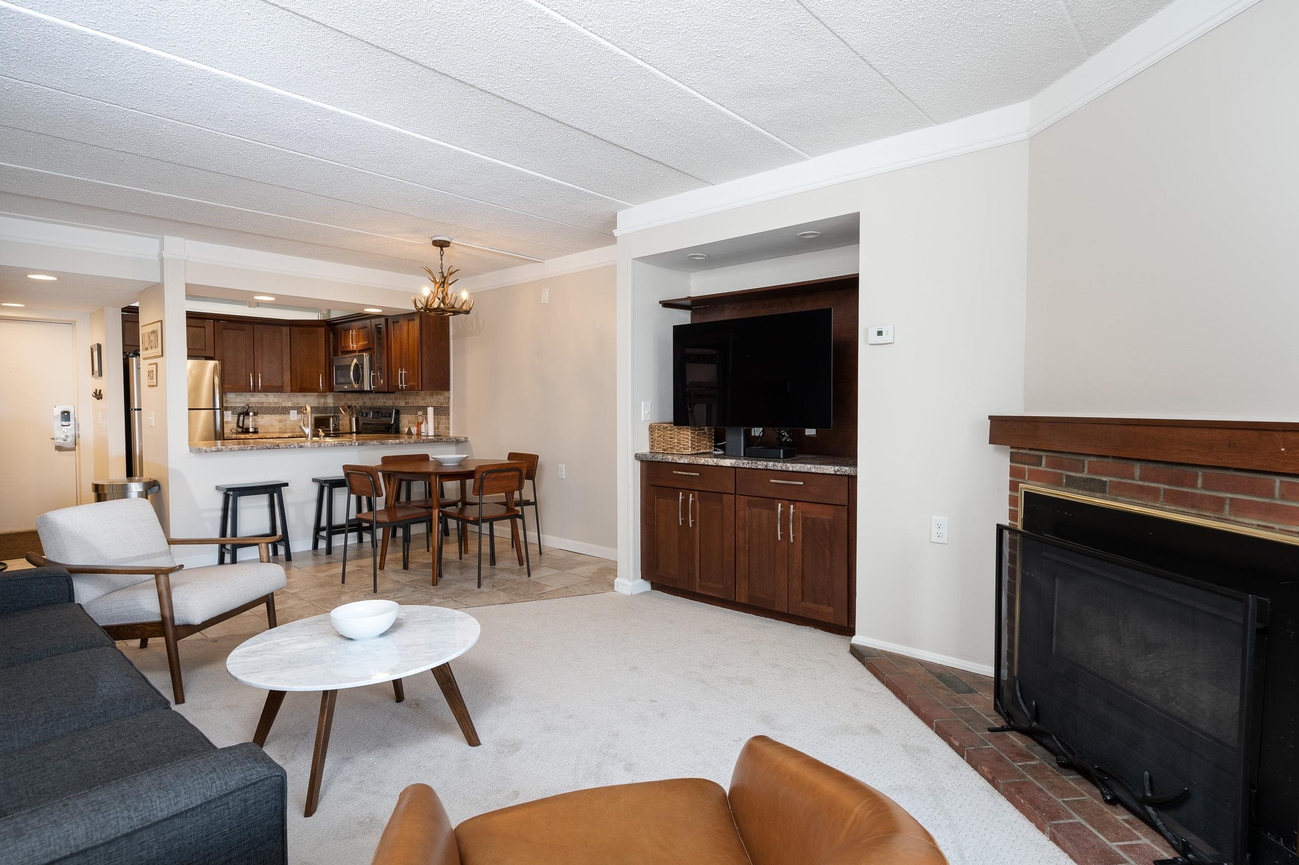 203 Old Mill Road, Unit B 10 Killington, VT 05751 - Photo 3 of 26