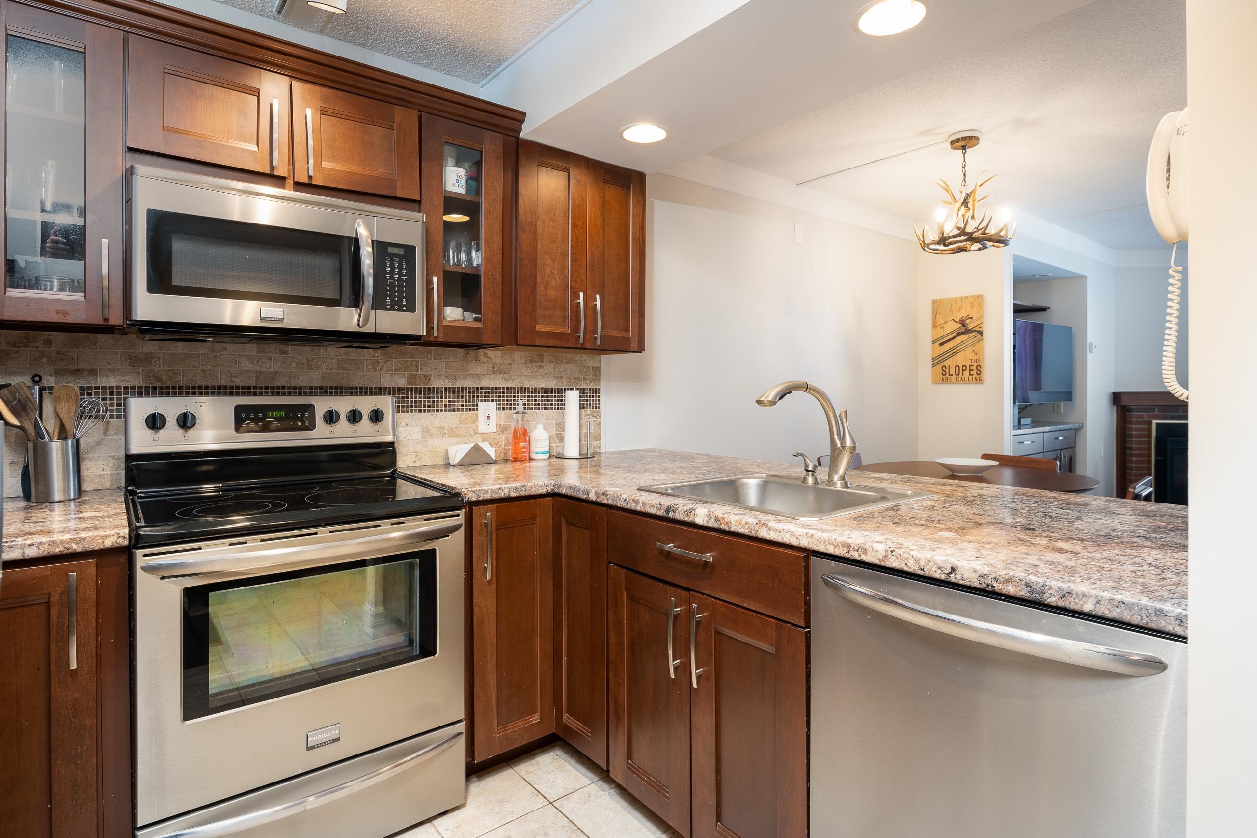 203 Old Mill Road, Unit B 10 Killington, VT 05751 - Photo 4 of 26