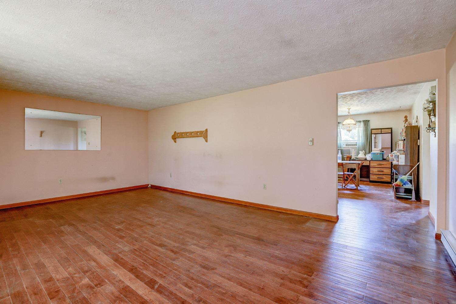2458 Morman Road Hamilton, OH 45013 - Photo 3 of 24