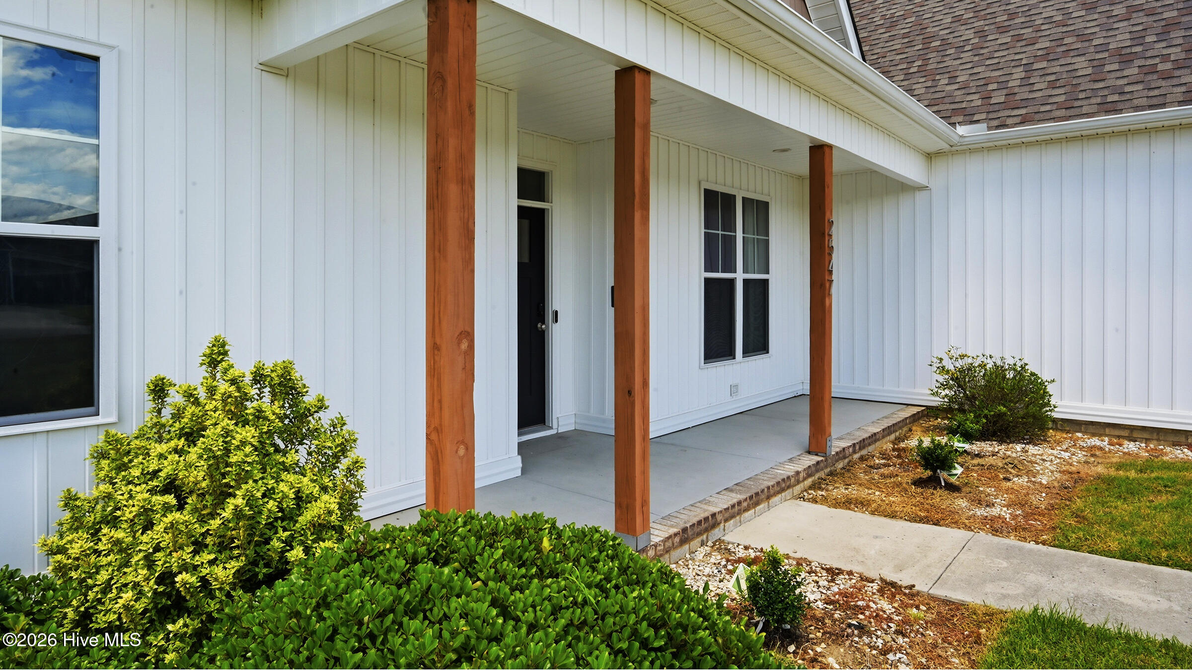 2547 Autumn Ridge Lane Greenville, NC 27834 - Photo 3 of 52