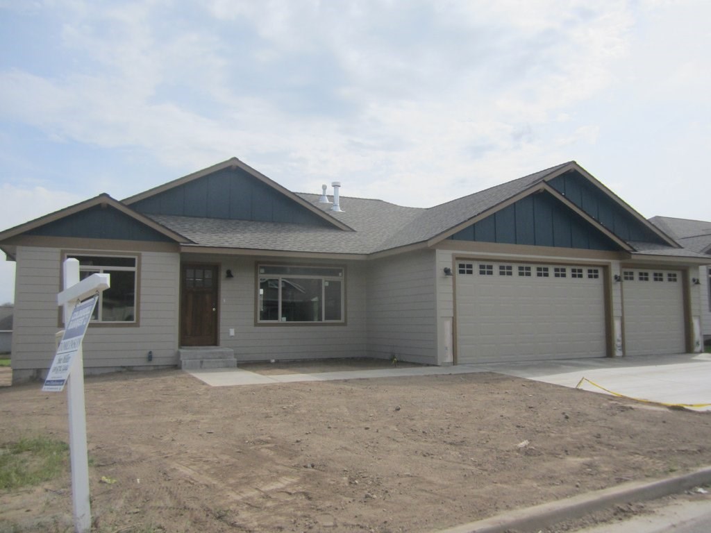 9218 East Wabash Road Spokane, WA 99206 - Photo 1 of 14