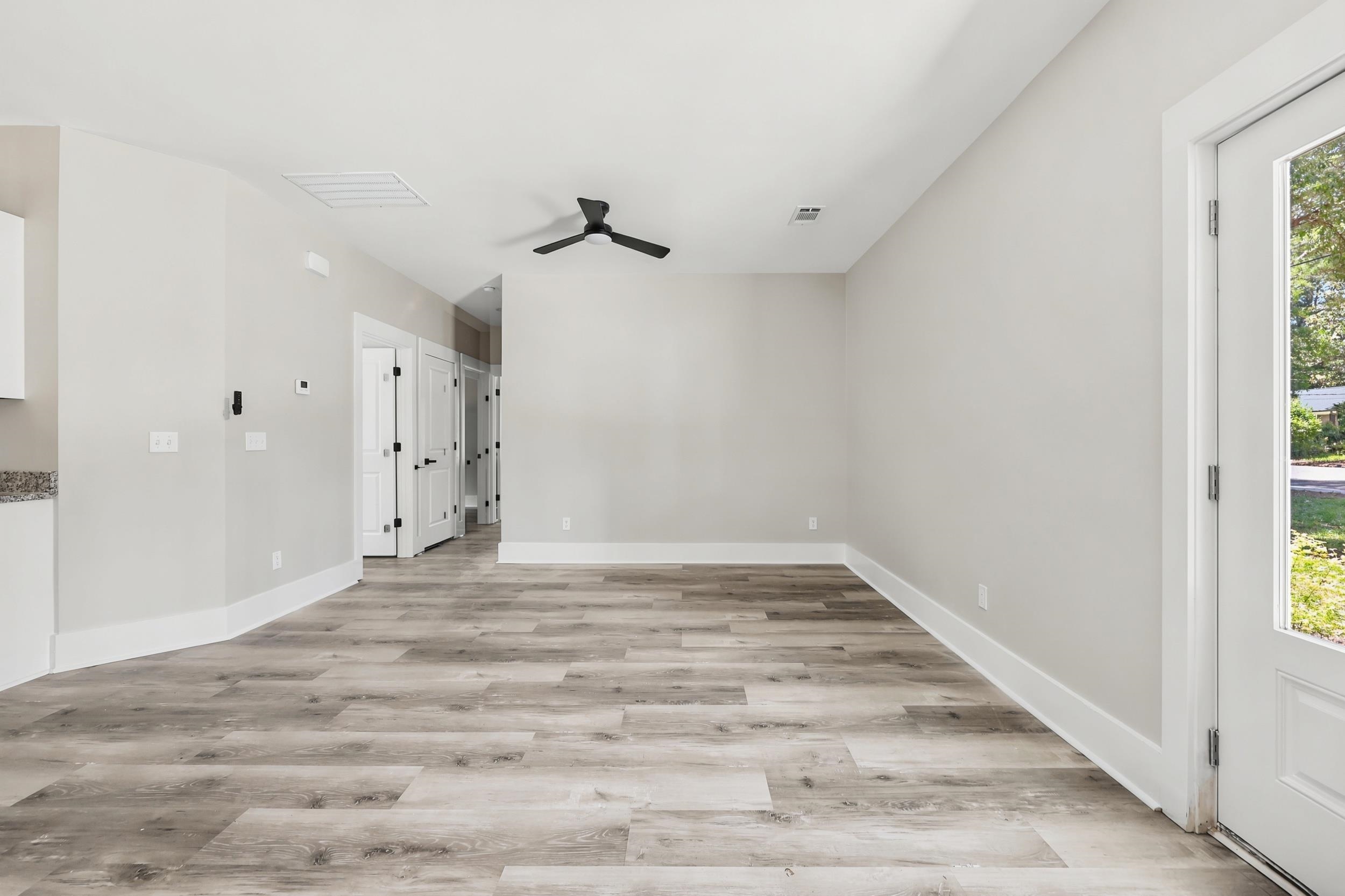 730 Anderson Street Kingstree, SC 29556 - Photo 5 of 32