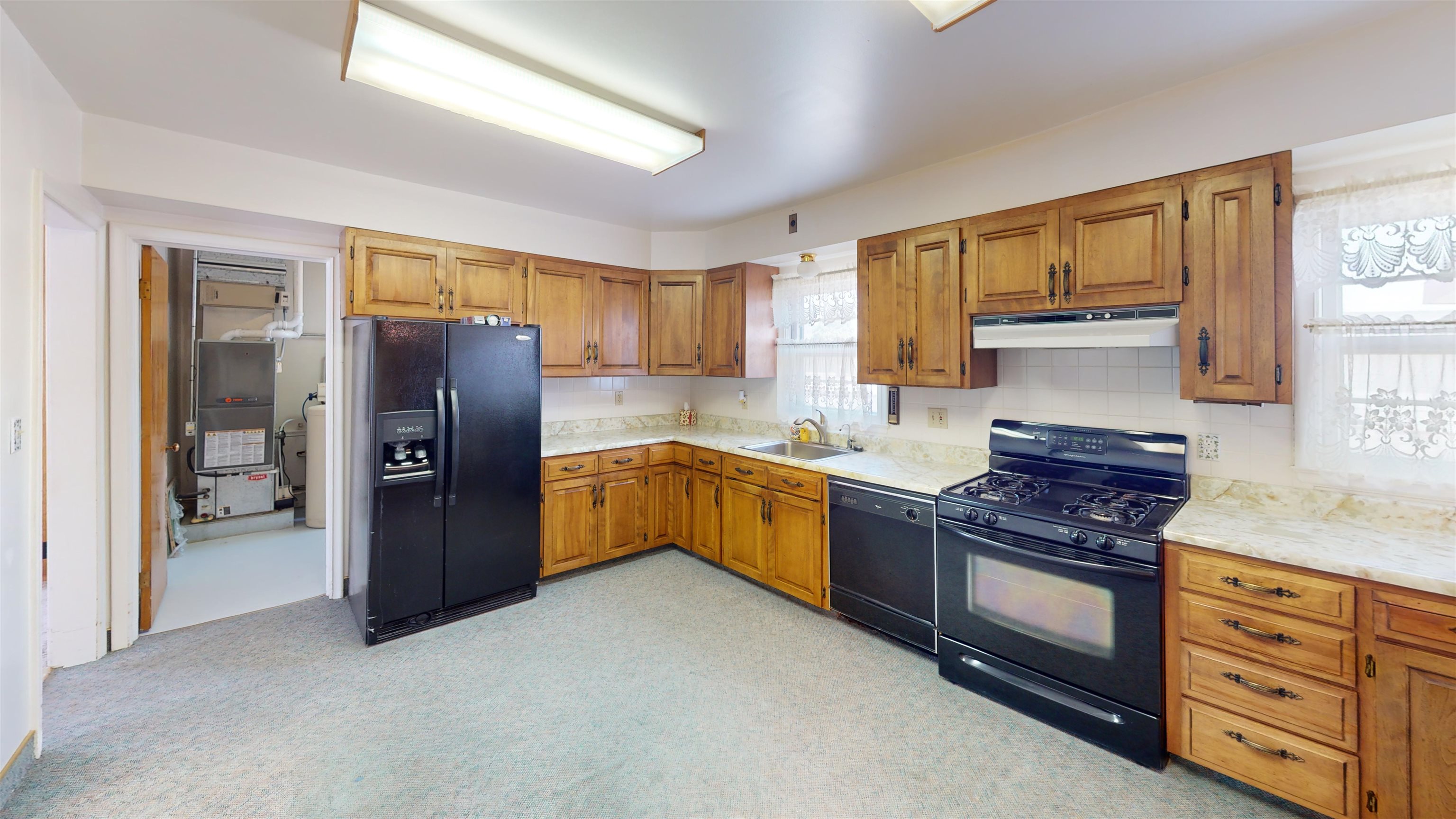 1739 Center Avenue Mitchell, NE 69357 - Photo 6 of 16