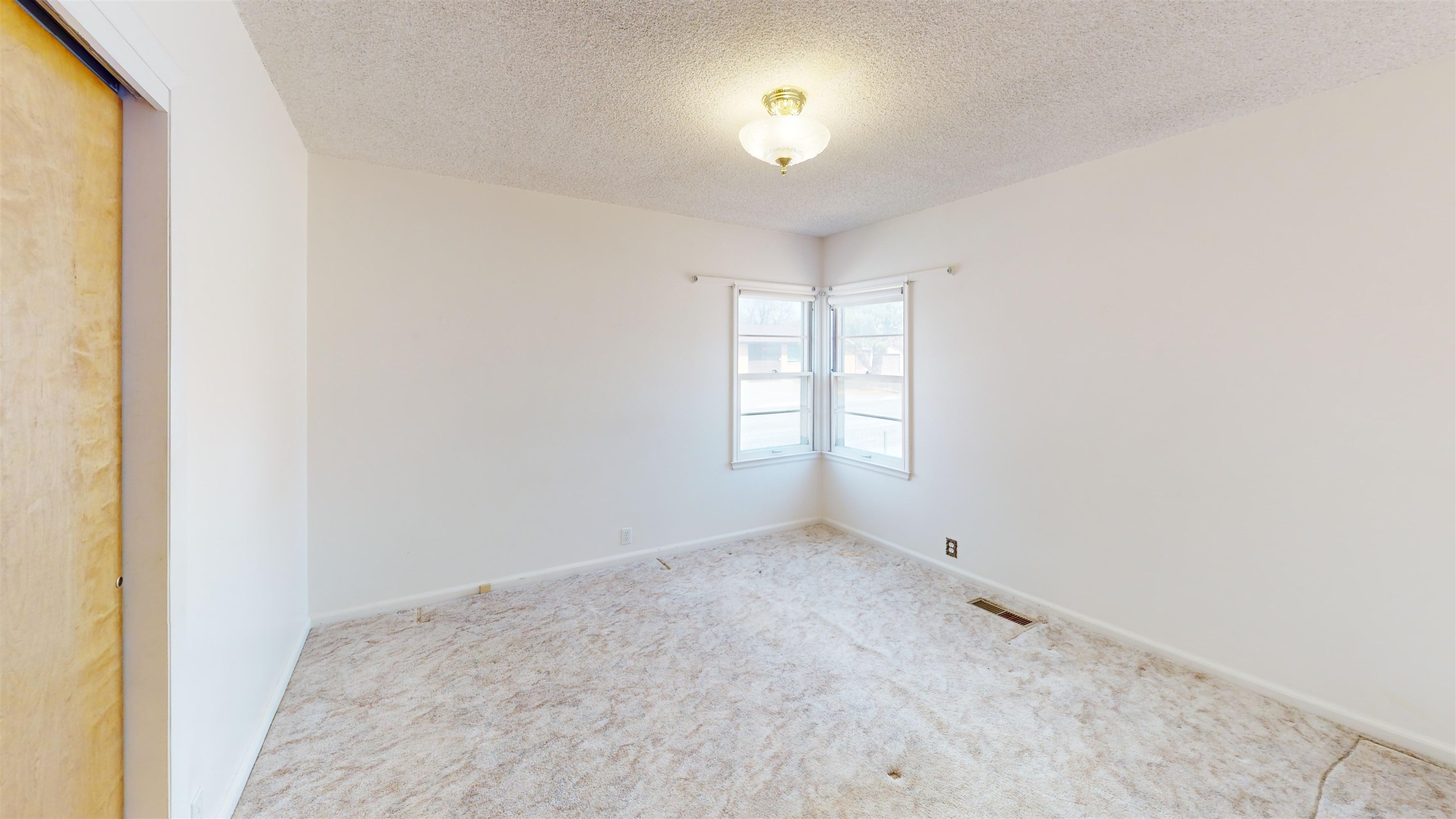 1739 Center Avenue Mitchell, NE 69357 - Photo 7 of 16
