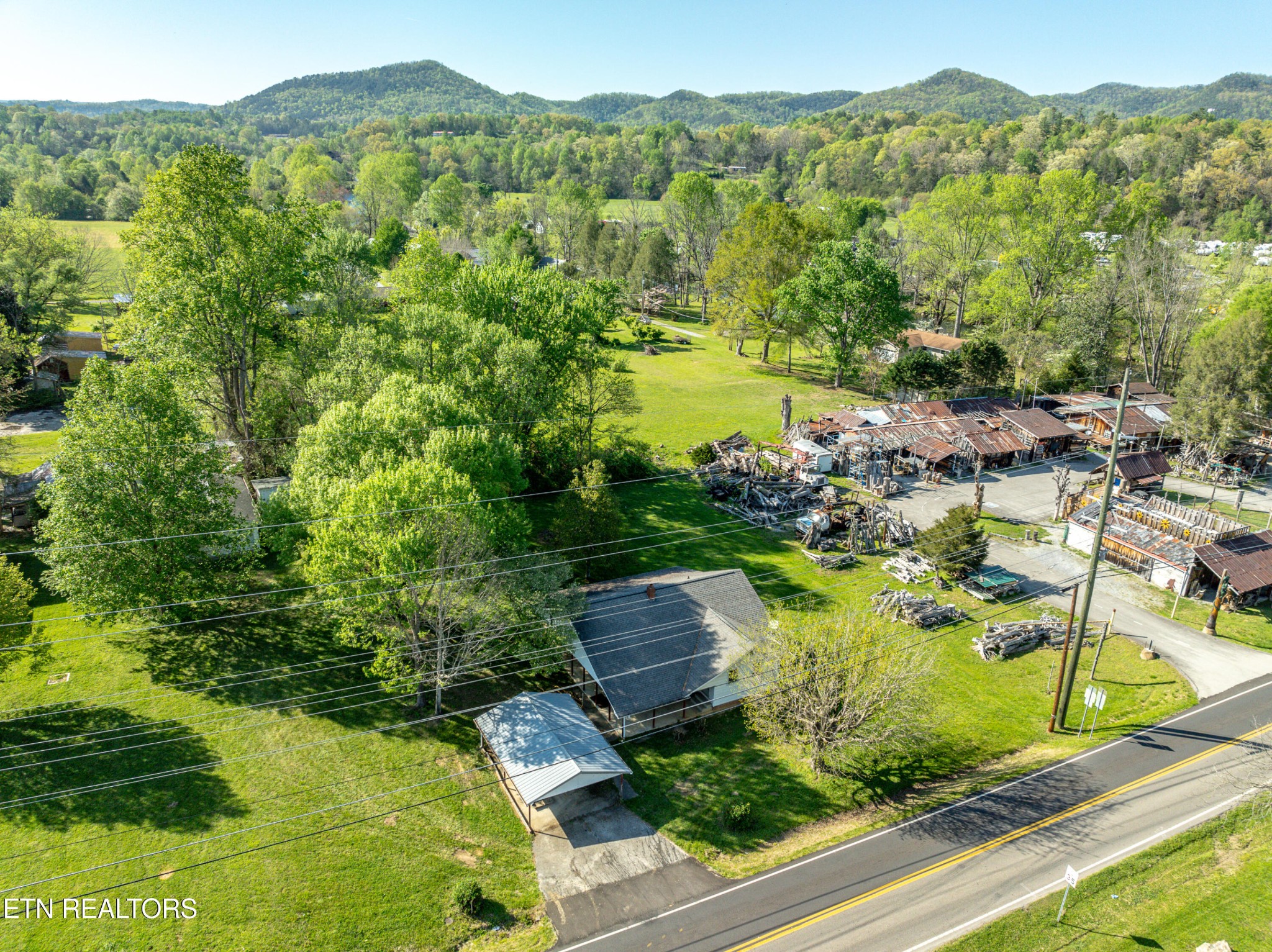 115 Wears Valley Road Townsend, TN 37882 - Photo 43 of 49 Gallery Image 43