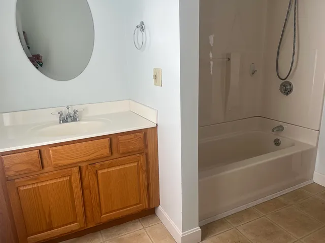 $565,000 | 68 Passumpsic Avenue, Hartford, VT 05088