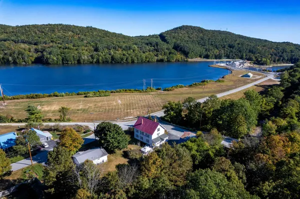 $480,000 | 68 Passumpsic Avenue, Wilder, VT 05088