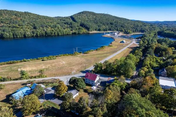 $480,000 | 68 Passumpsic Avenue, Wilder, VT 05088