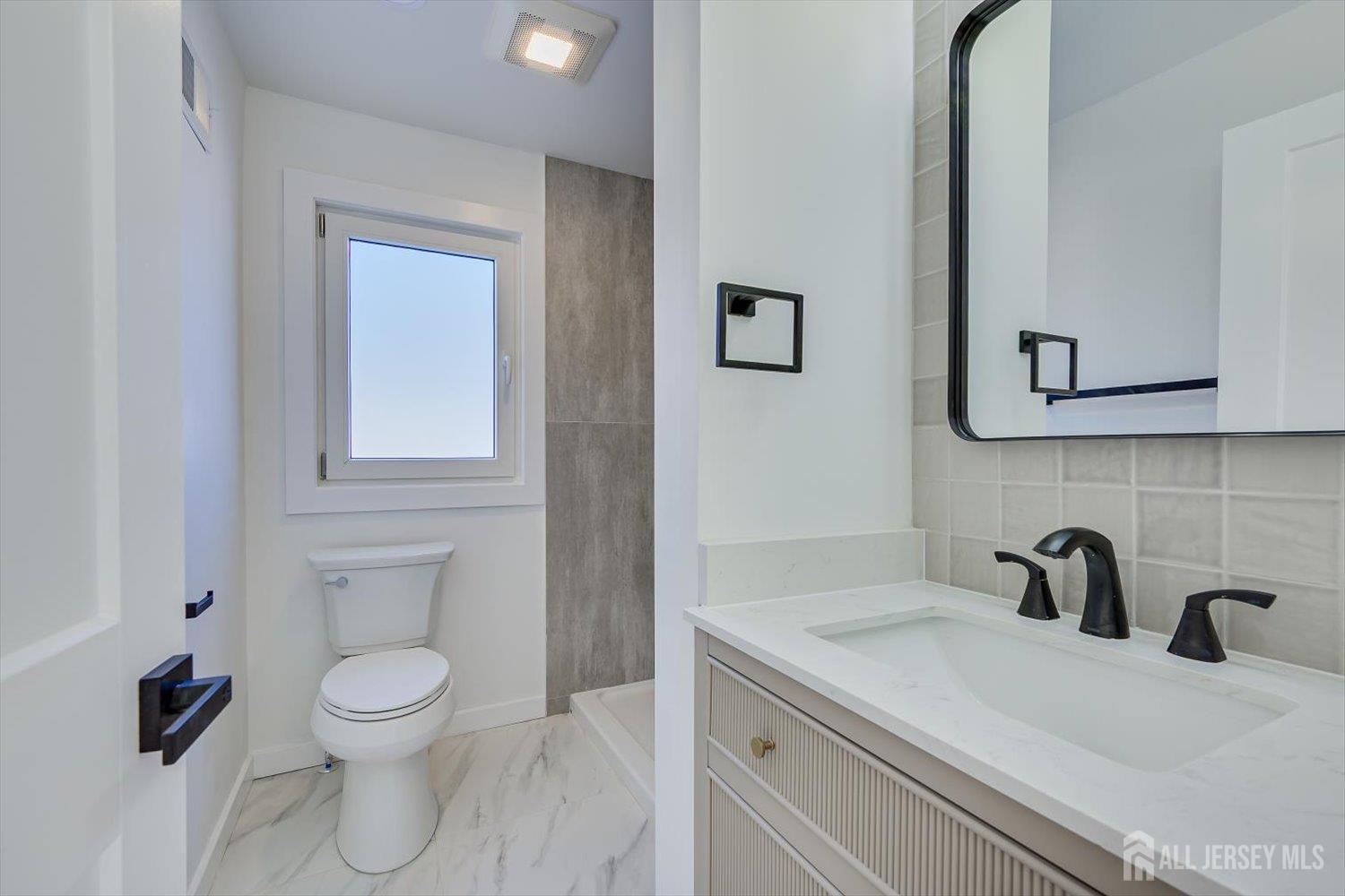 653 Huff Avenue Manville, NJ 08835 - Photo 18 of 27