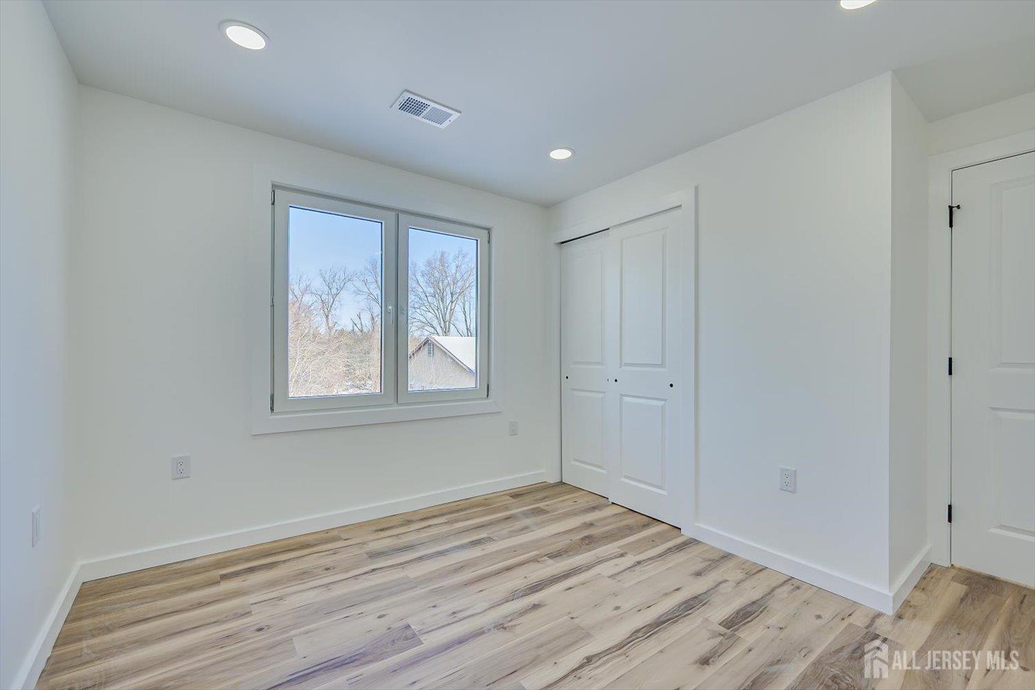 653 Huff Avenue Manville, NJ 08835 - Photo 24 of 27