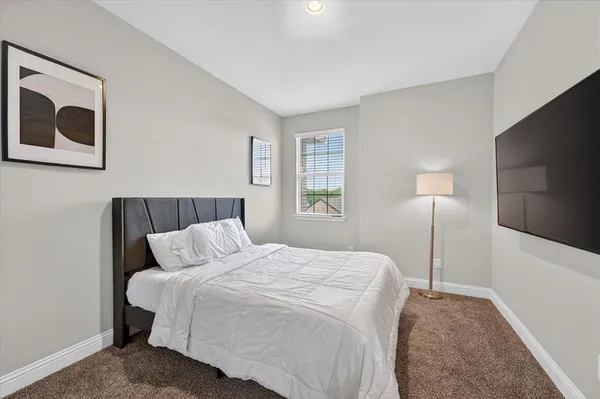 $3,300 | 3668 Walnut Rdg Drive, Grand Prairie, TX 76065