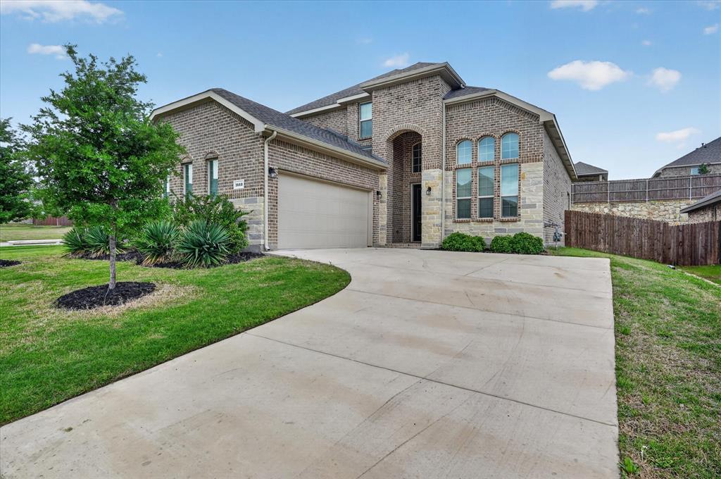 3668 Walnut Rdg Drive Grand Prairie, TX 76065 - Photo 3 of 29